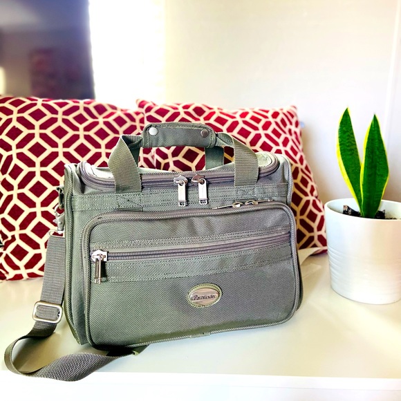 Bags Pathfinder Weekend Duffle Travel Bag For Woman Or Man Poshmark